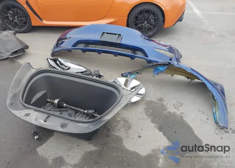 2024 Tesla Model Y Long Range Dual Motor All-Wheel Drive from USA, damaged, VIN 7SAYGDEE4RF988024